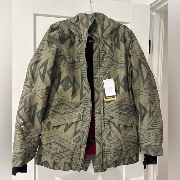Roxy Jackets & Blazers - Roxy Olive Geometric Ski Jacket